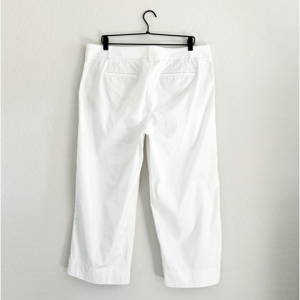 Talbots wide legged cropped chinos - Picture 3 of 9